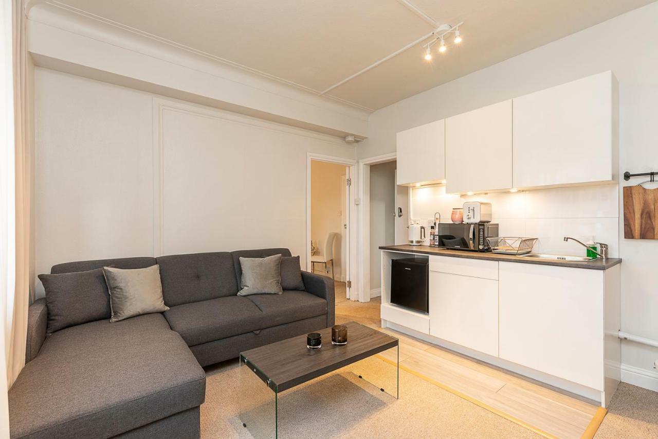 Grand Swiss Cottage Apartment Лондон Экстерьер фото