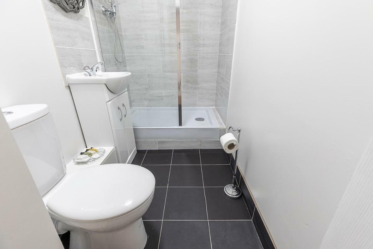 Grand Swiss Cottage Apartment Лондон Экстерьер фото